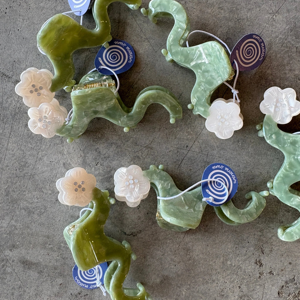 Winona Irene - White Orange Blossom Hair Claw - Shop Duet