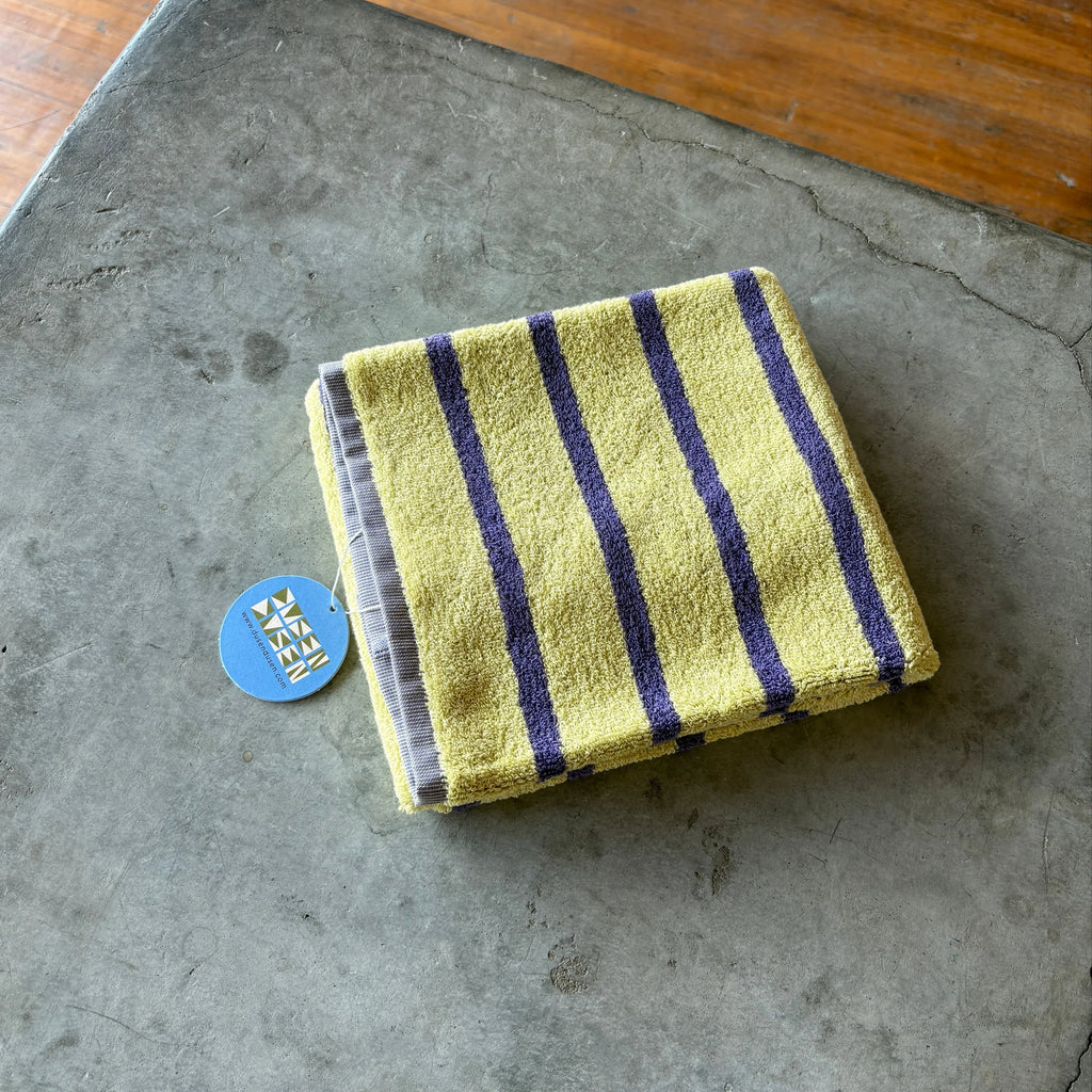 Dusen Dusen - Goldfinch Hand Towel - Shop Duet