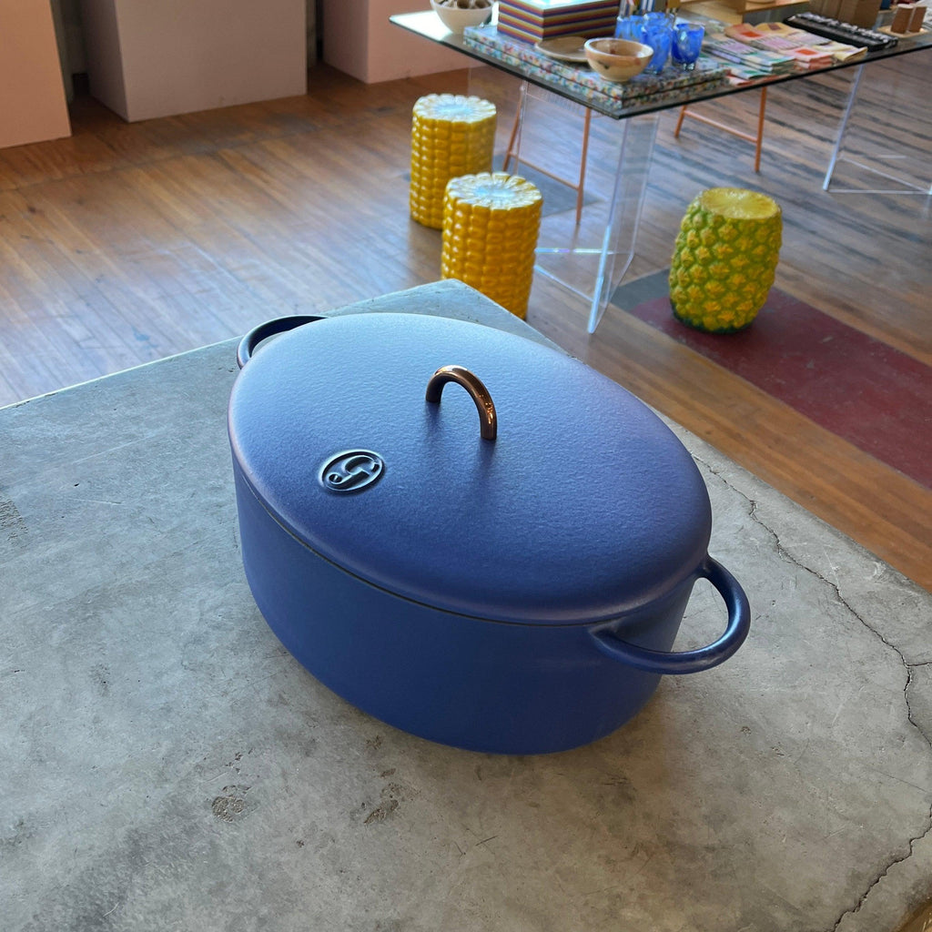 Great Jones - The Dutchess Cast-Iron Dutch Oven - Shop Duet