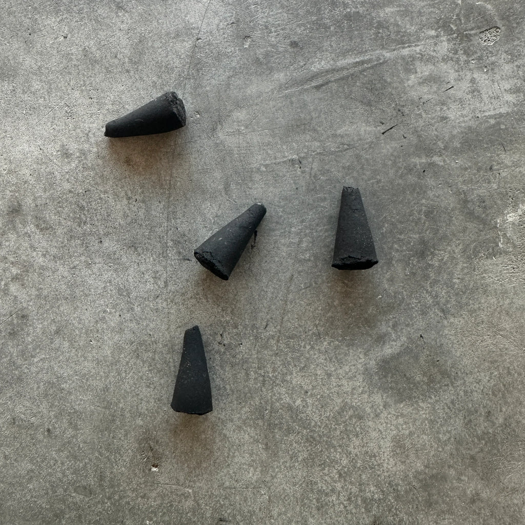 Jack's Daughters - Kyara Rose No. 6 - Incense Cones - Shop Duet