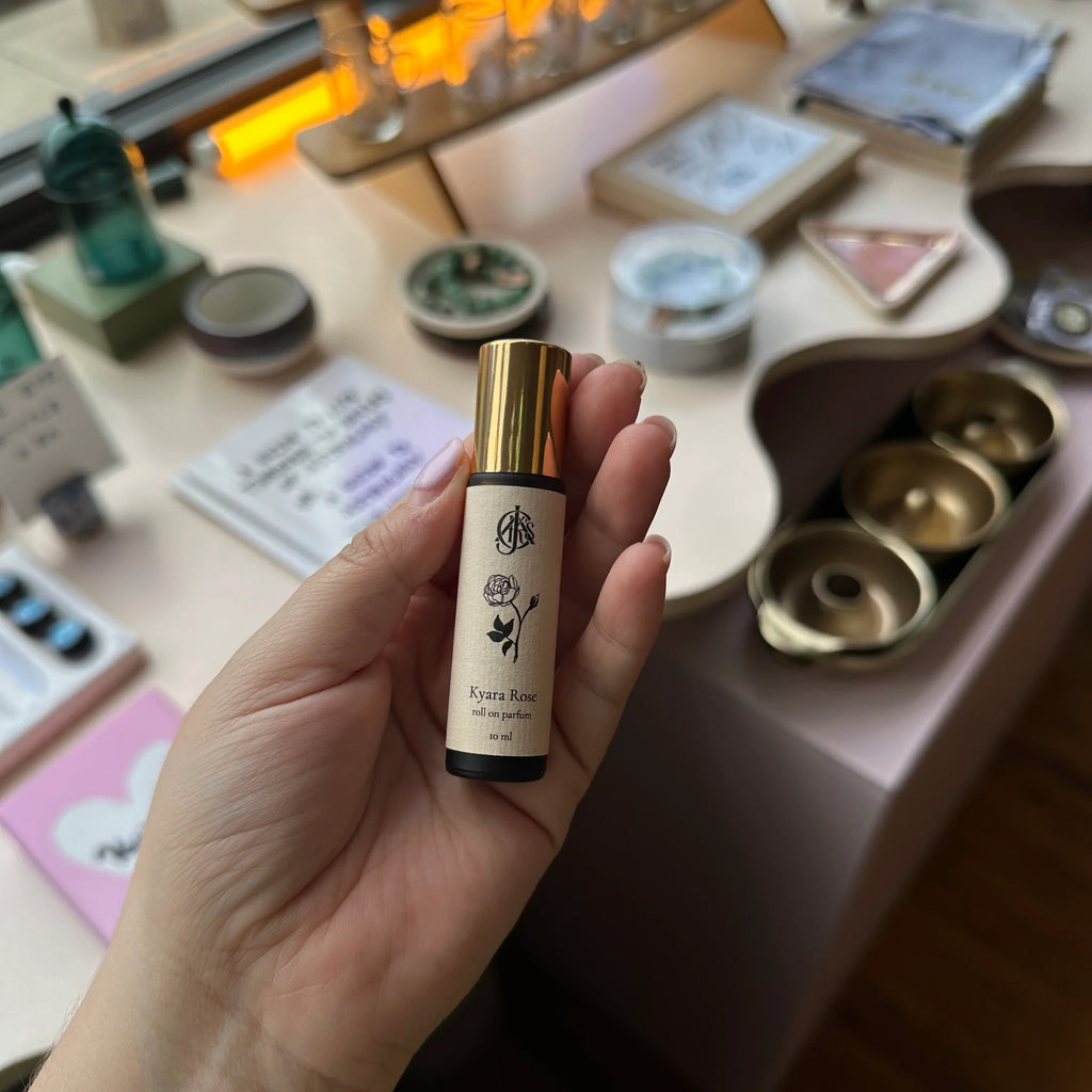 Jack's Daughters - Kyara Rose No. 6 Roll on Parfum - Shop Duet