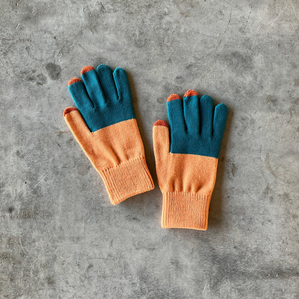 Verloop - Colorblock Knit Touchscreen Gloves - Shop Duet