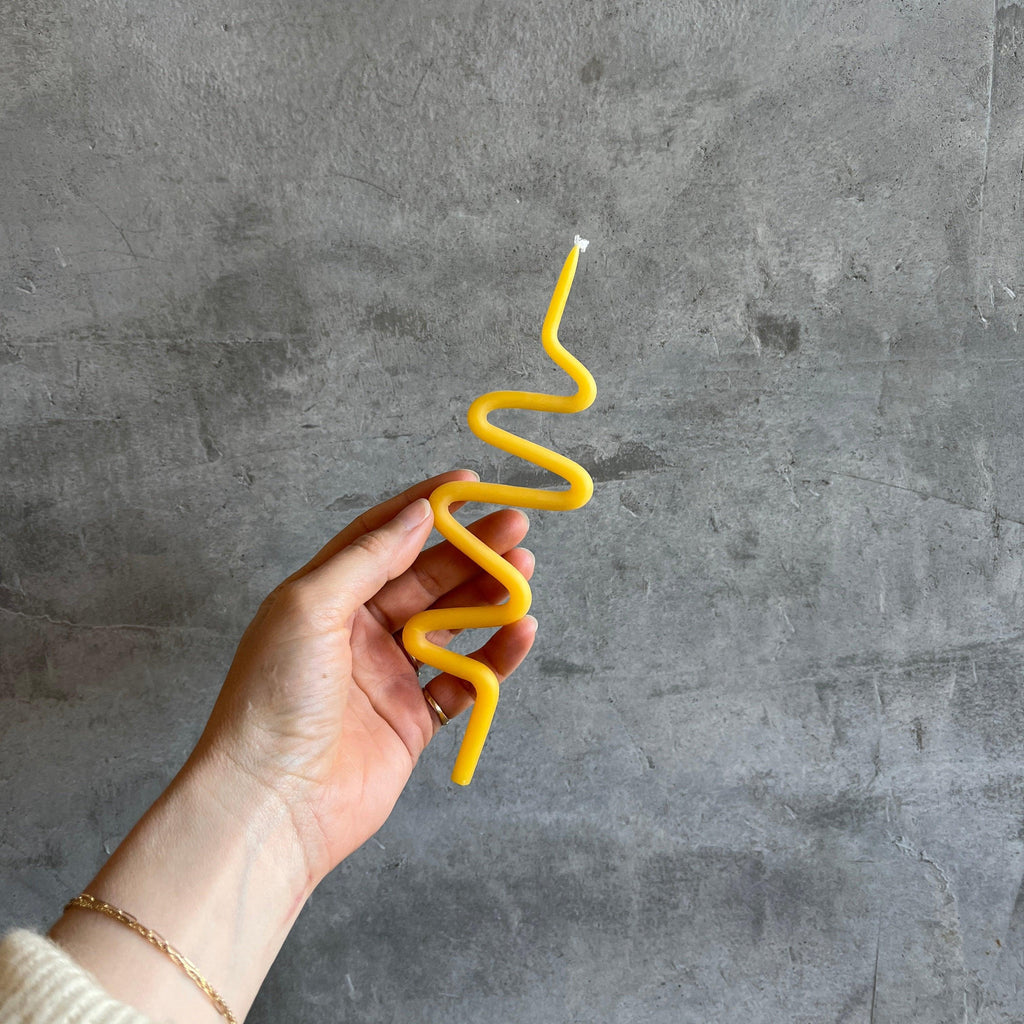 Waxing Moon - Zigzag Beeswax Taper - Shop Duet